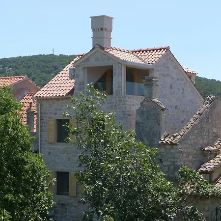 Nyaraló Stone House Nana
