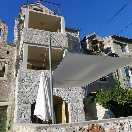 Holiday home Stone House Nana Zlarin