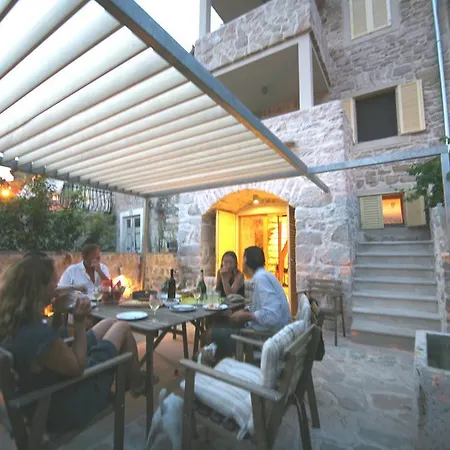 Nyaraló Stone House Nana Zlarin