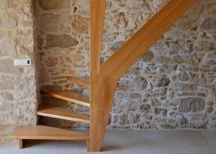 Stone House Nana בית נופש *